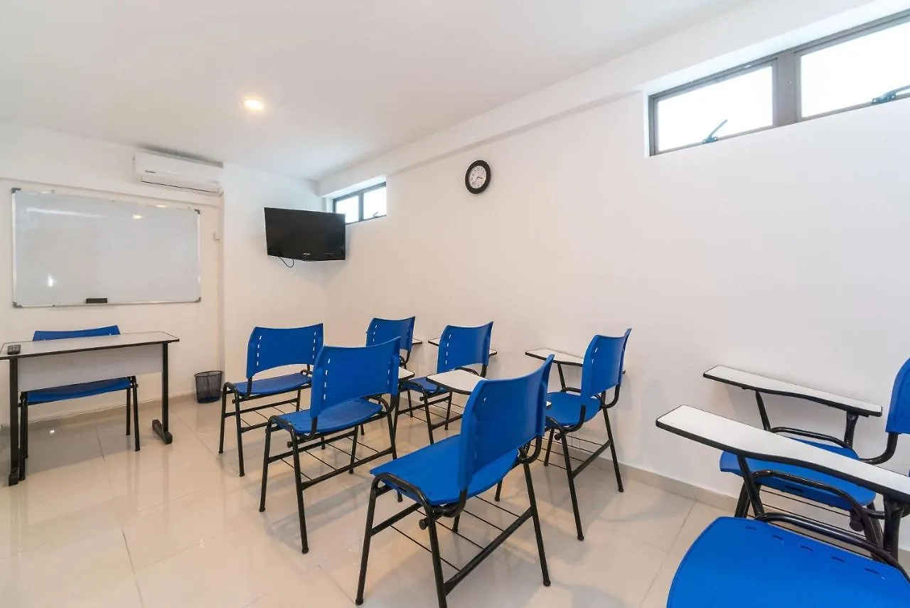 Excelente Flat Em Setubal Boa Viagem Ate 3 Pessoas Cercado Por Restaurantes E Supermercados Pm802 レシフェ 0*,  ブラジル
